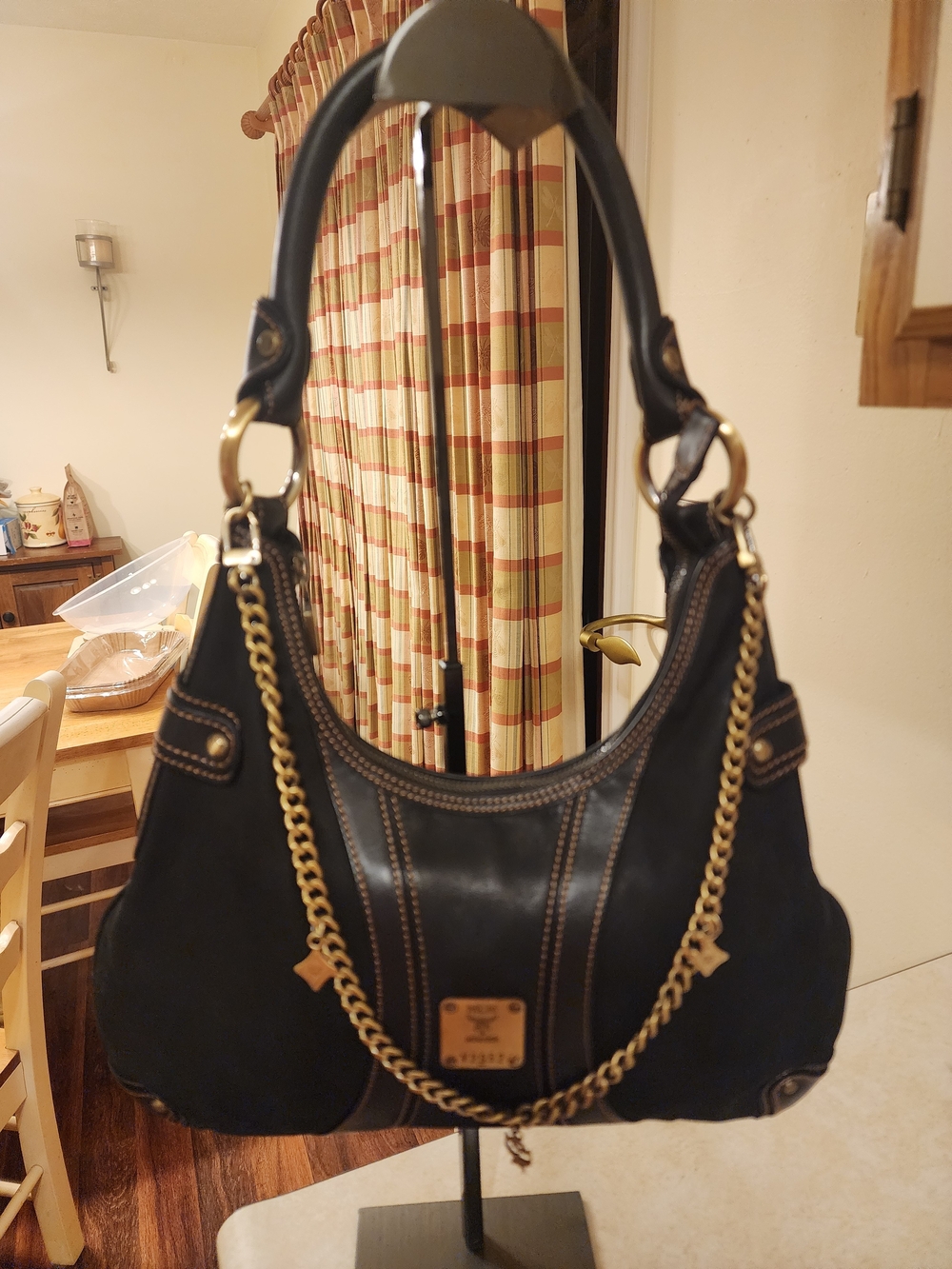 Vintage MCM black leather and suede hobo shoulder bag - Picture 16 of 16